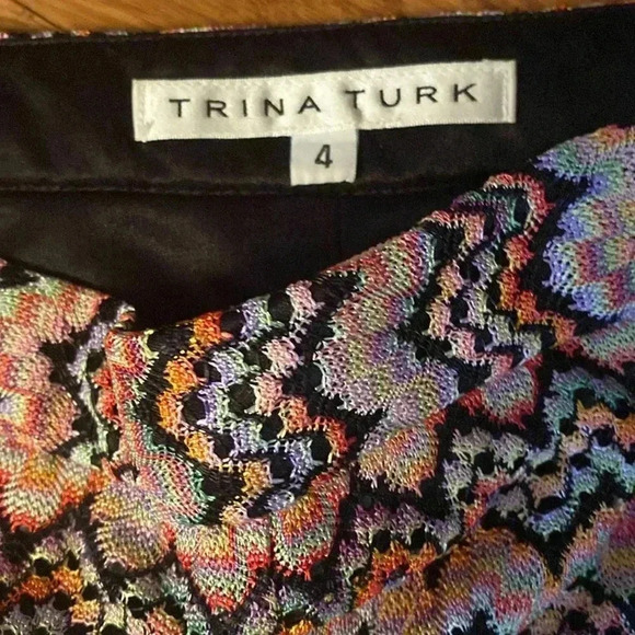 Trina Turk wide leg weekend pants - size 4 - geometric print - side zip - Picture 2 of 7